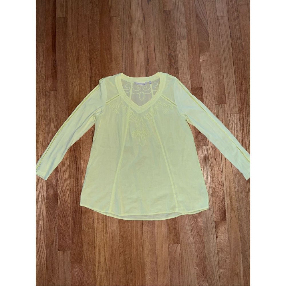 Soft Surroundings Embroidered Shirt Size S V-Neck Long Sleeve Like Green Top